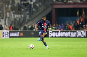 马卡报:帕乔在巴黎身穿51号球衣,是为了纪念自己去世的母亲