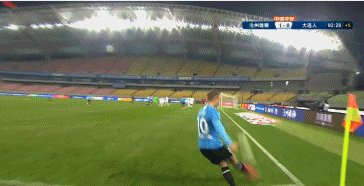 1640993290744006302.gif